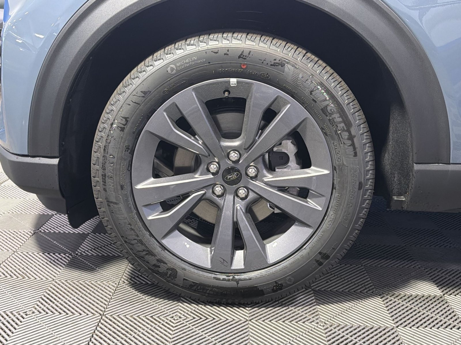 New 2026 Ford Explorer Active w/ Active Comfort Package AWD/4WD image 17