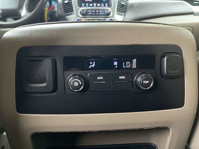 Used 2017 Chevrolet Suburban LT AWD/4WD image 20