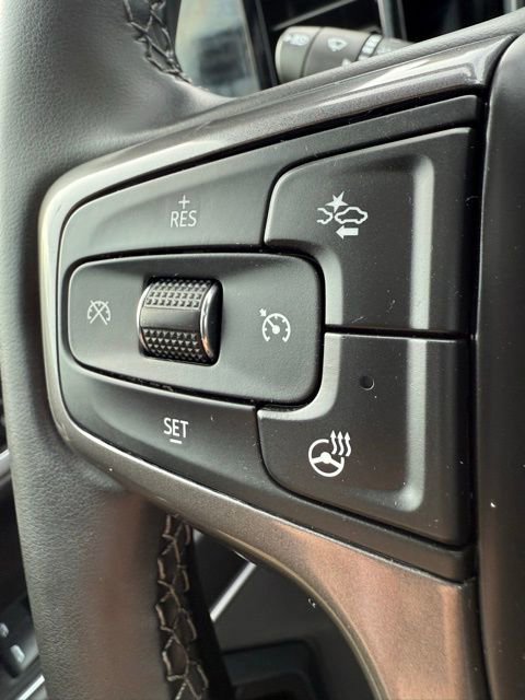 Used 2025 Chevrolet Silverado 2500 High Country w/ Technology Package image 33