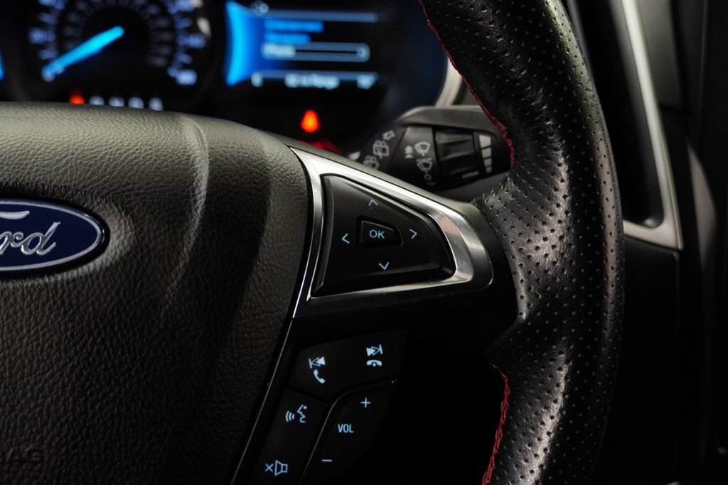 Used 2021 Ford Edge ST-Line FWD image 21