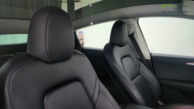 Used 2022 Tesla Model Y Long Range AWD/4WD image 22