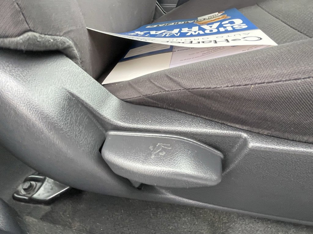 Used 2013 Kia Forte EX image 12