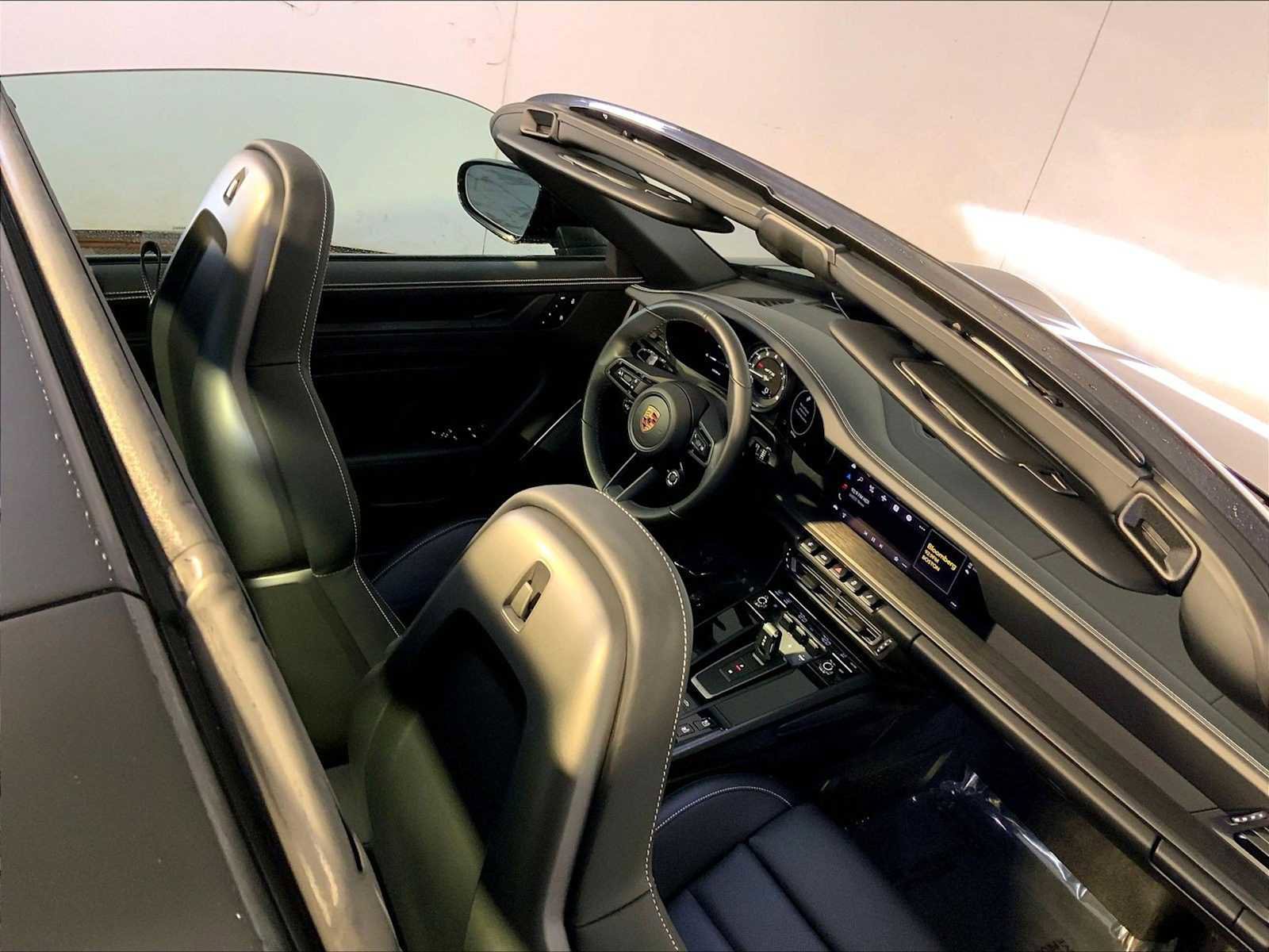Certified 2024 Porsche 911 Targa 4 GTS image 20