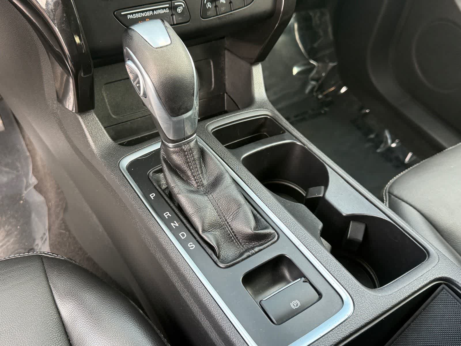 Used 2019 Ford Escape Titanium FWD image 25