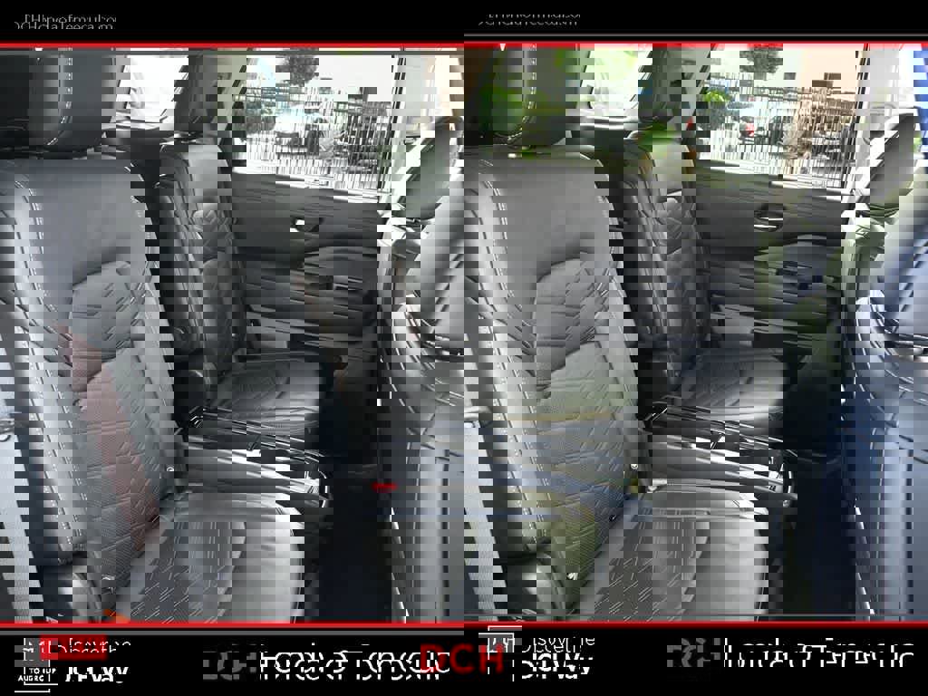 Used 2022 Nissan Pathfinder Platinum w/ Cargo Package image 21