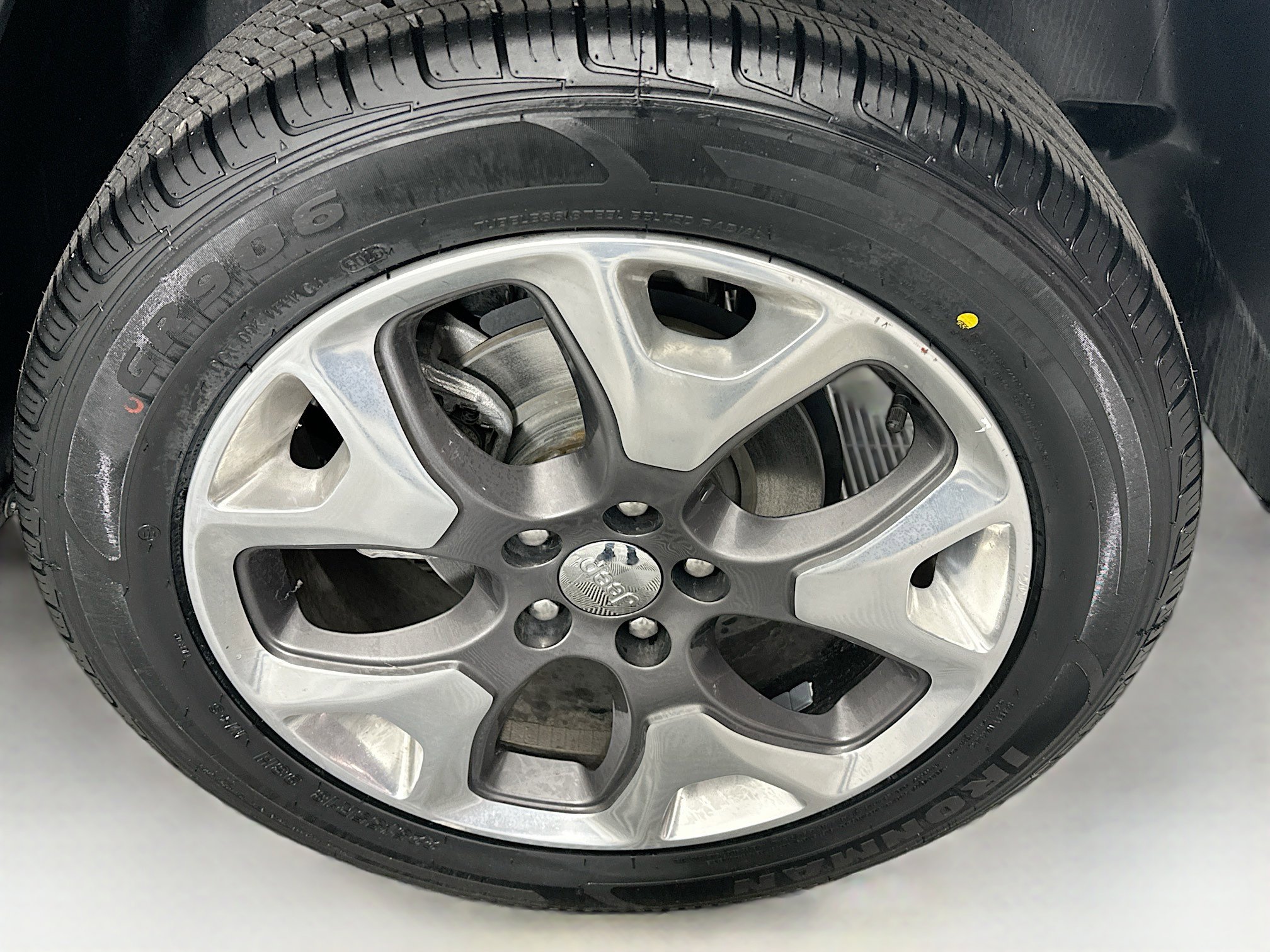 Used 2021 Jeep Compass Limited image 11