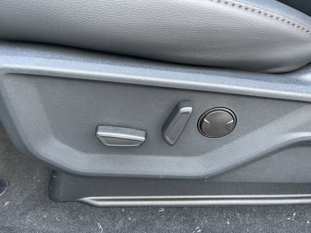 New 2026 Ford F350 Lariat w/ Black Appearance Package image 10