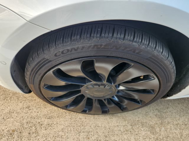 Used 2021 Tesla Model 3 Standard Range Plus RWD image 9