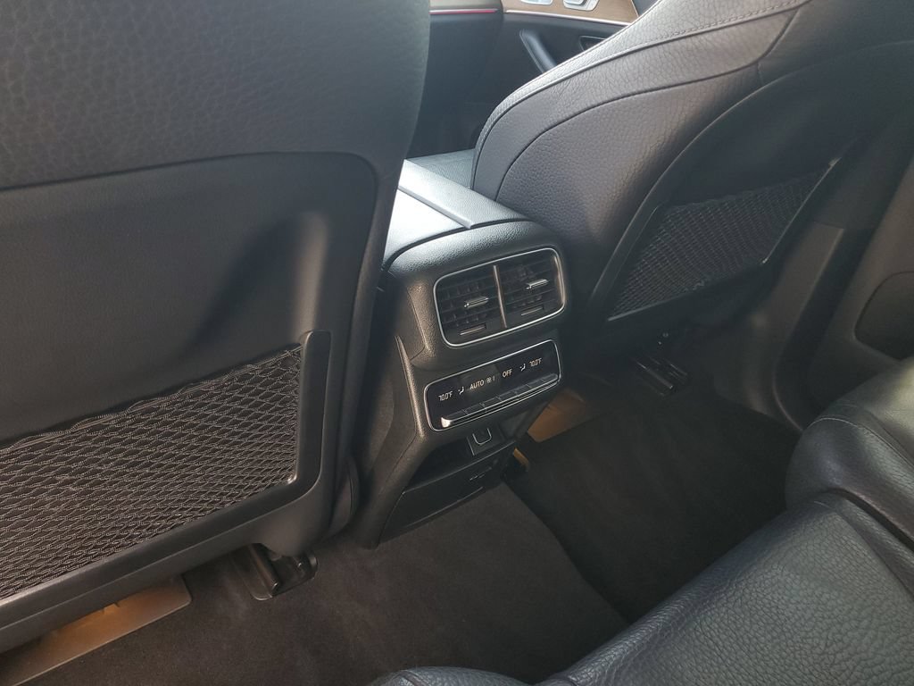 Used 2021 Mercedes-Benz GLS 450 4MATIC image 17