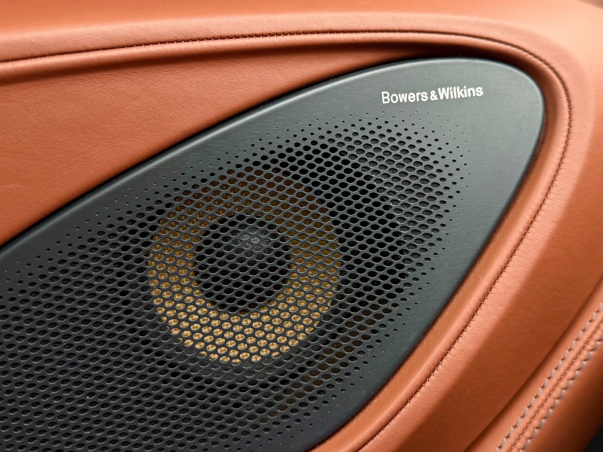 Used 2017 McLaren 570S image 52