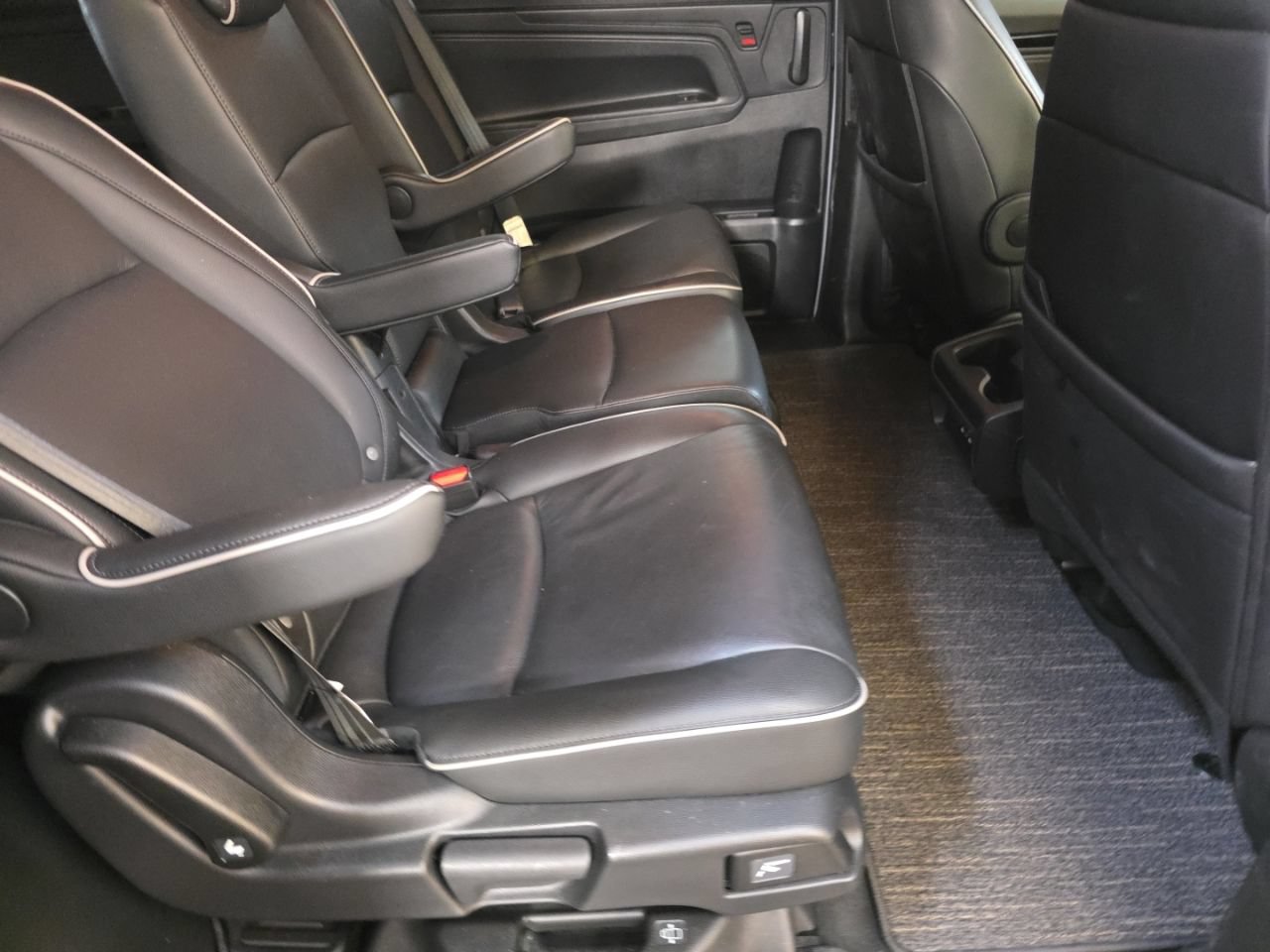 Used 2025 Honda Odyssey Touring image 21