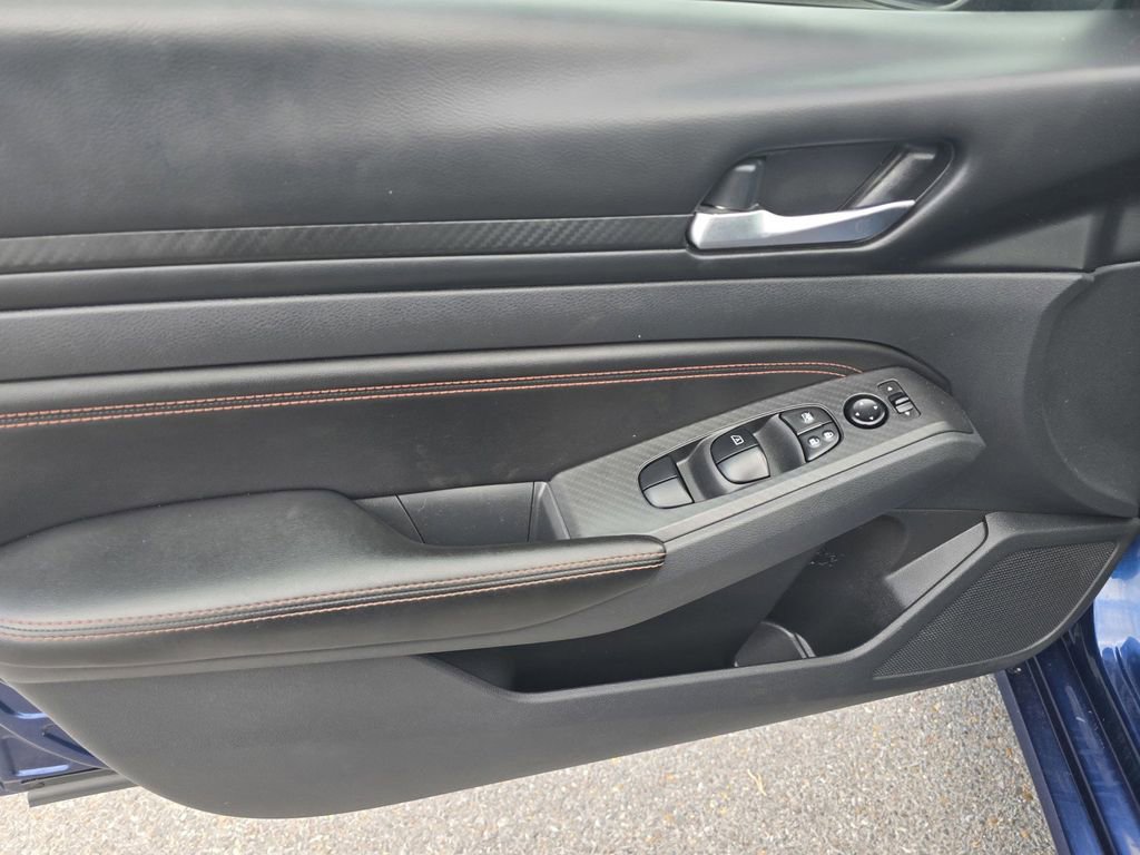 Used 2022 Nissan Altima 2.5 SR image 21