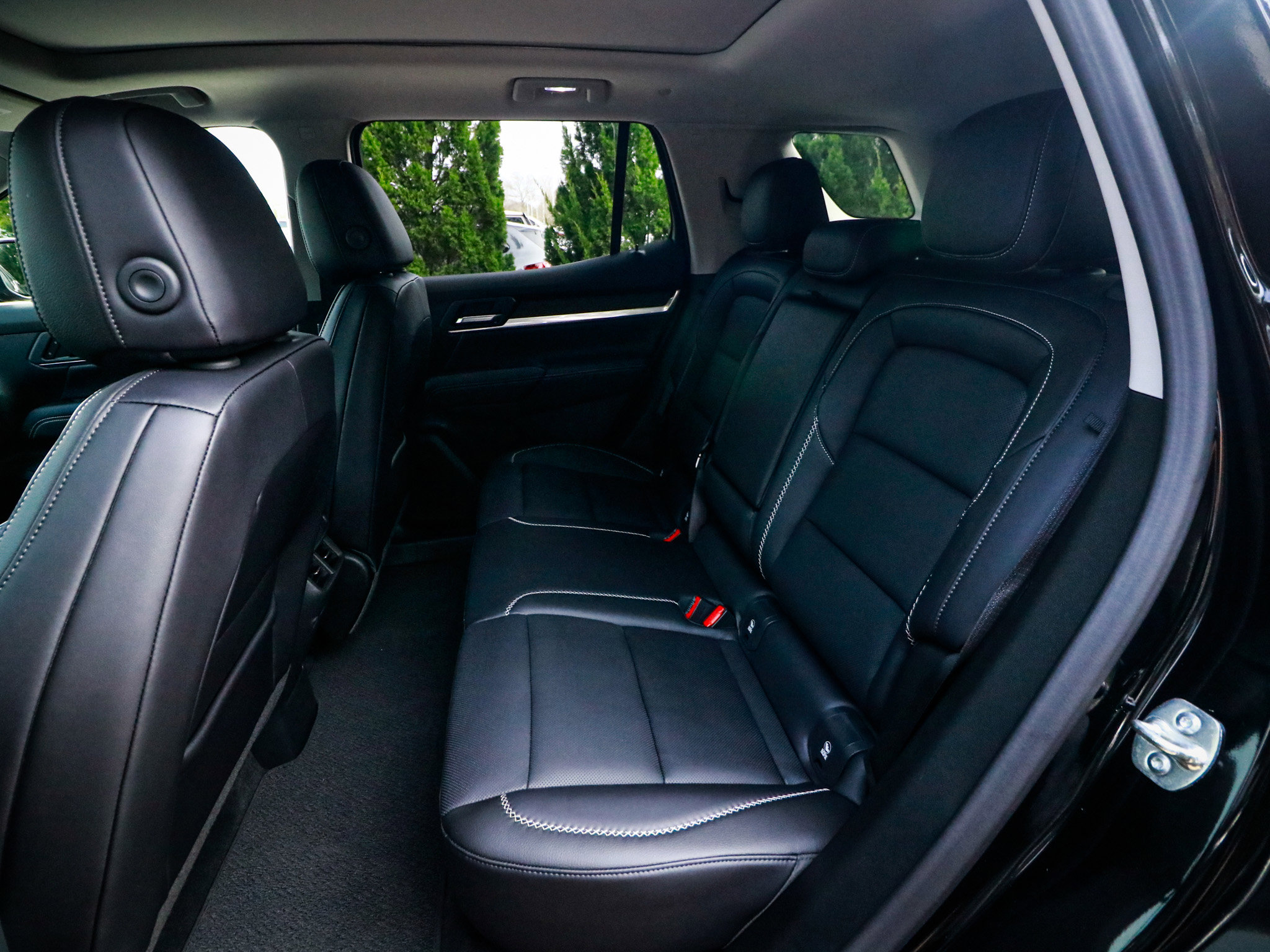 Used 2026 GMC Terrain Denali image 32