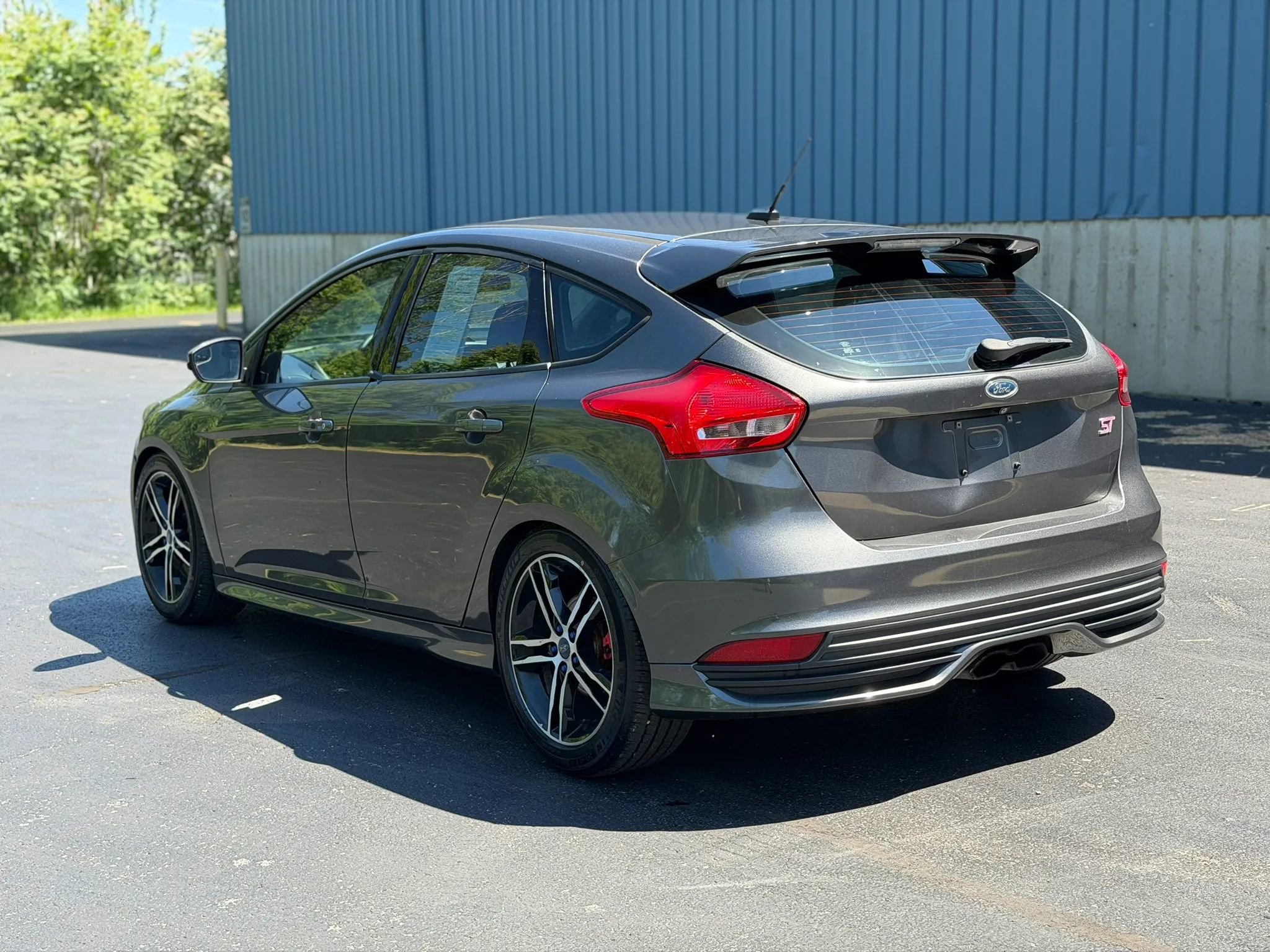 Used 2015 Ford Focus ST FWD image 7