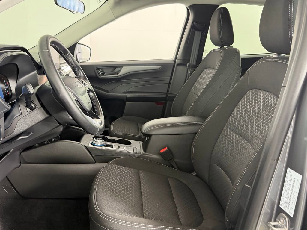 Used 2024 Ford Escape Active image 20