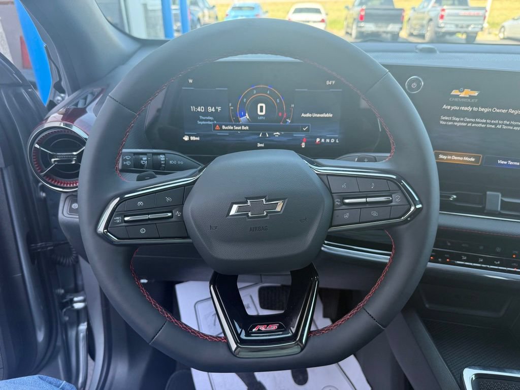 New 2027 Chevrolet Equinox RS w/ Convenience Package III FWD image 31