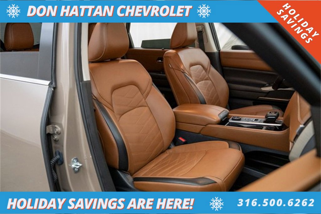 Used 2023 Nissan Pathfinder Platinum w/ Cargo Package image 34