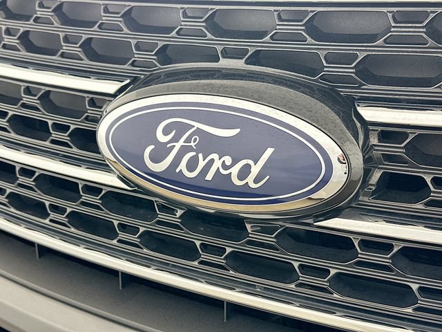 Used 2022 Ford Explorer XLT AWD/4WD image 34