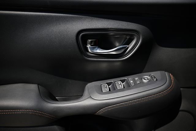 Certified 2025 Honda HR-V Sport image 15