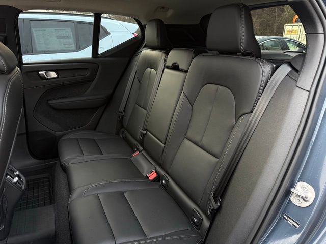 New 2026 Volvo XC40 B5 Core w/ Protection Package Premier AWD/4WD image 22