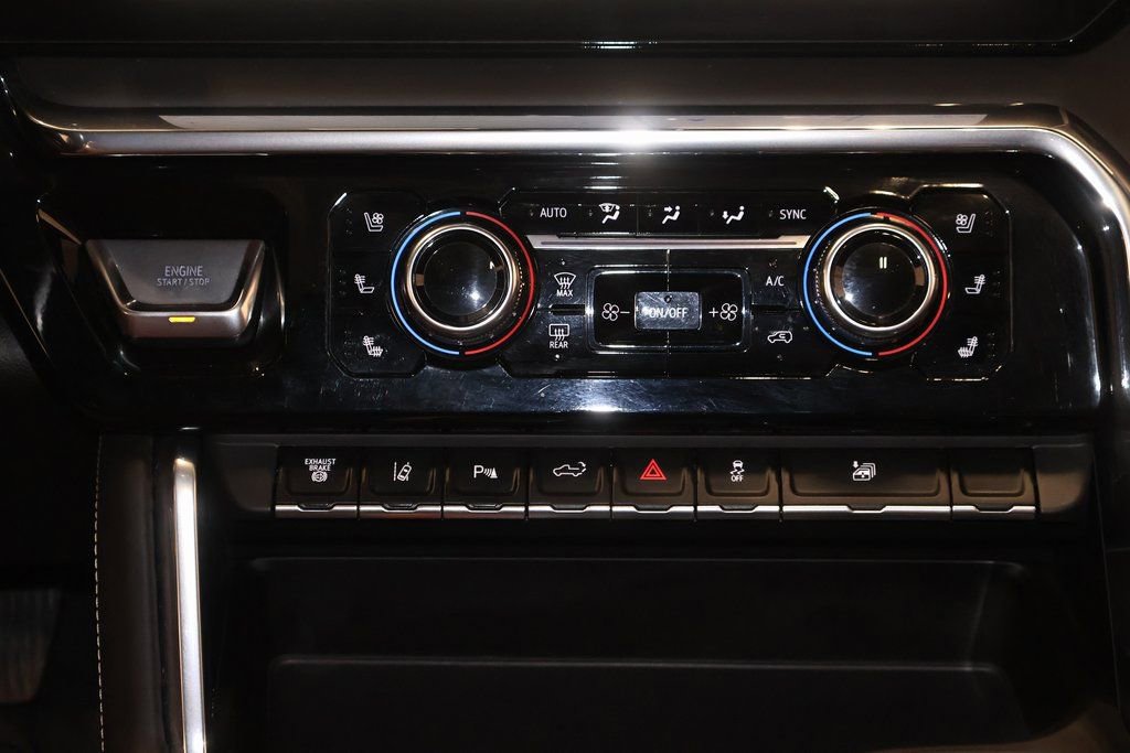 Used 2026 GMC Sierra 3500 Denali Ultimate image 37