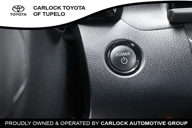 Used 2025 Toyota Camry SE FWD image 17