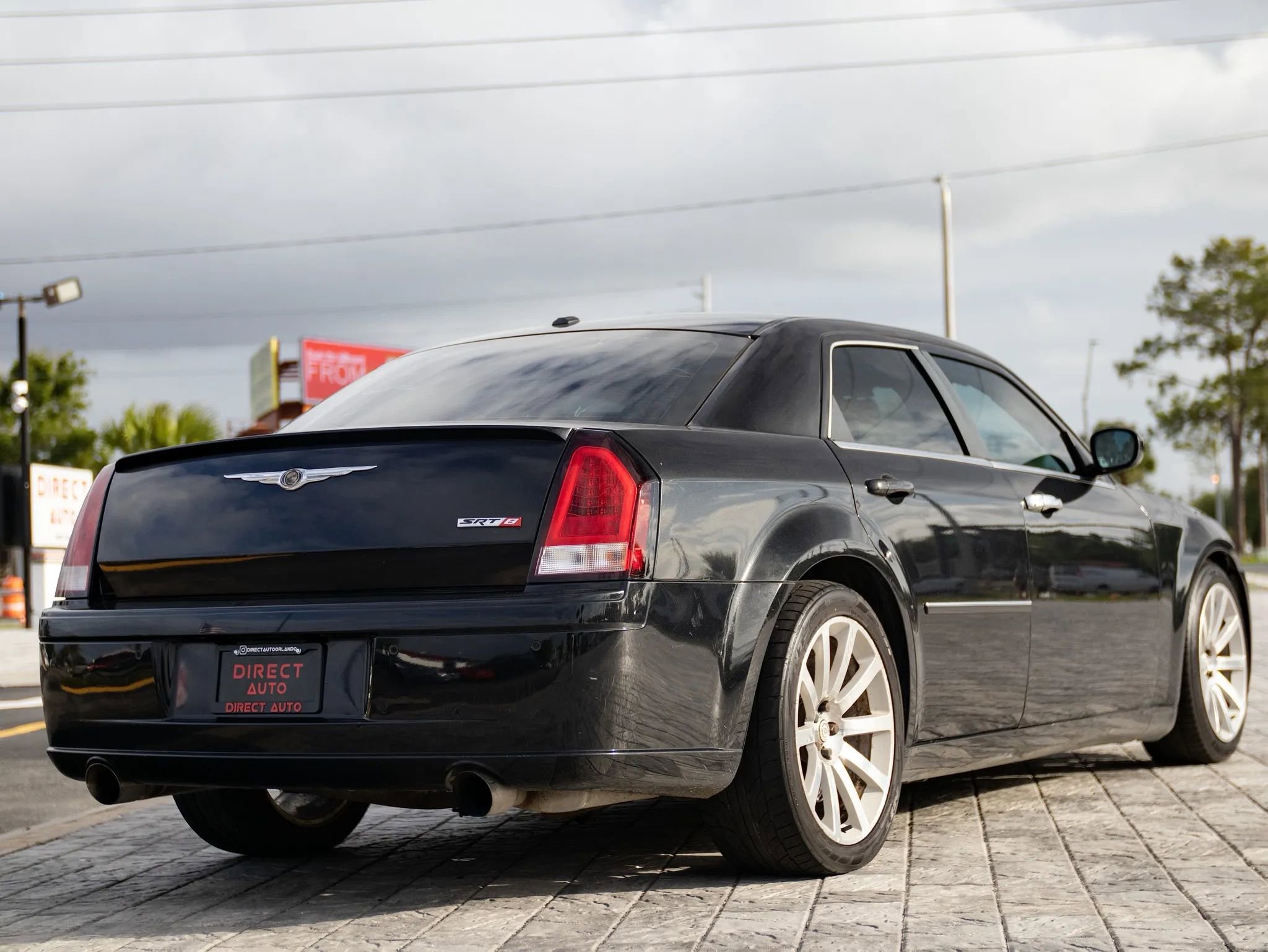 Used 2006 Chrysler 300 SRT8 w/ SRT Option Group II image 12