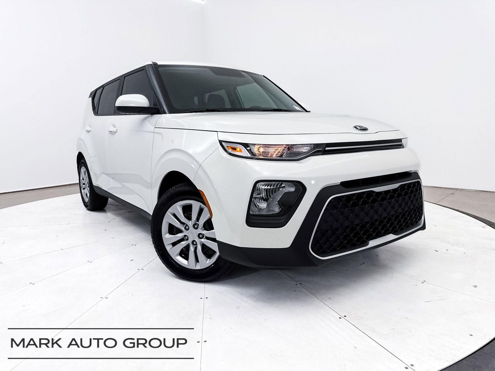 Used 2021 Kia Soul LX image 1