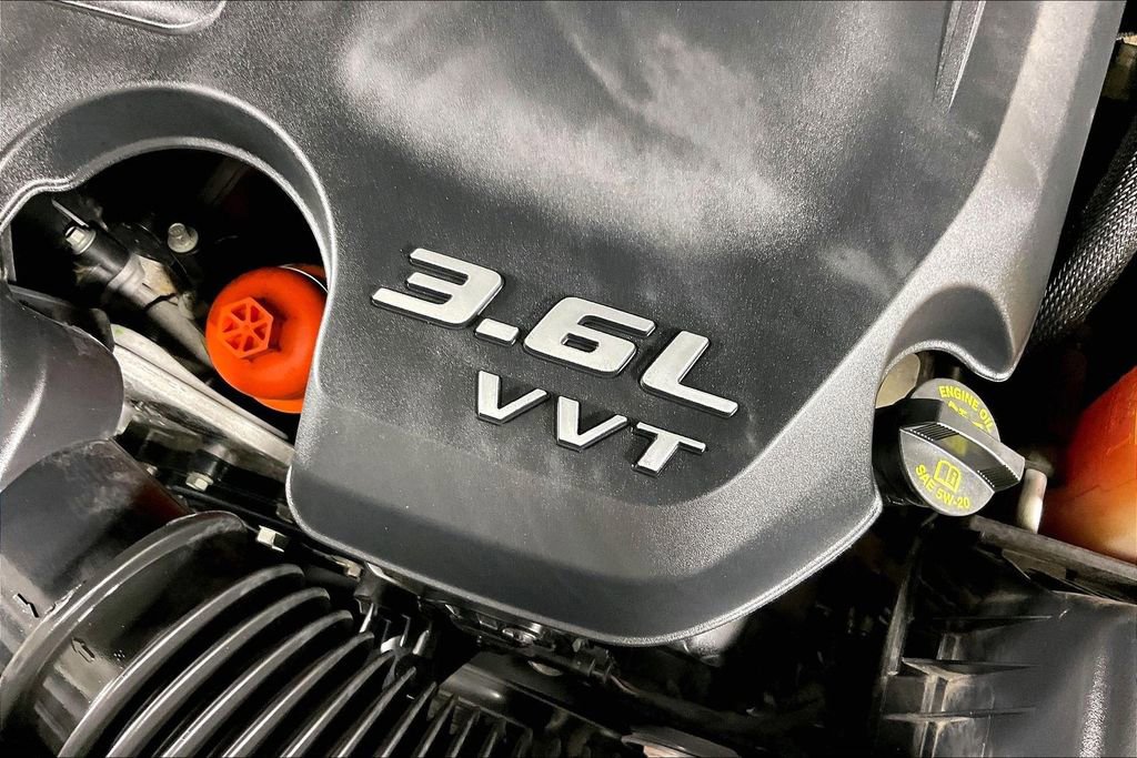 Used 2023 Dodge Challenger SXT image 41