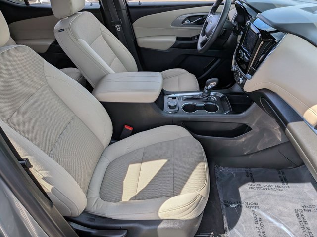 Used 2023 Chevrolet Traverse LS image 21