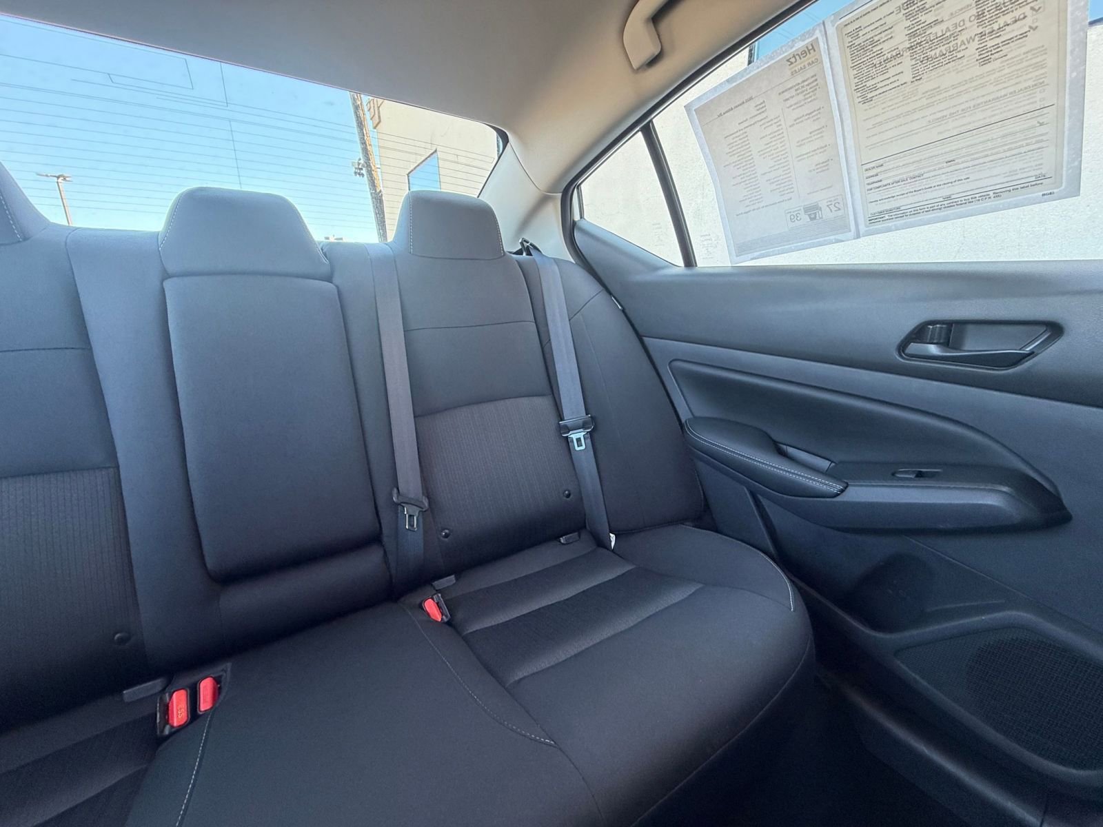 Used 2025 Nissan Altima 2.5 SV FWD image 35