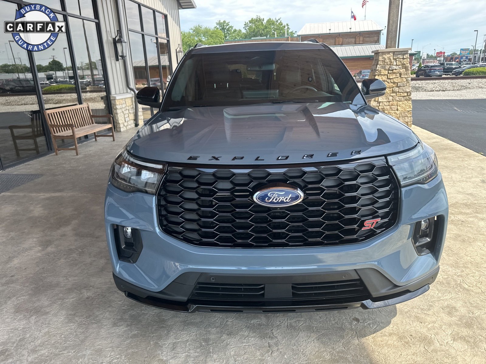 Used 2025 Ford Explorer ST image 21
