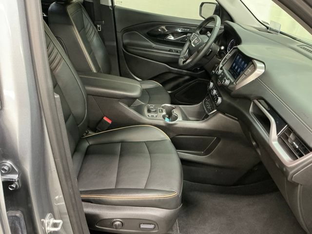 Used 2024 GMC Terrain AT4 w/ Tech Package AWD/4WD image 19