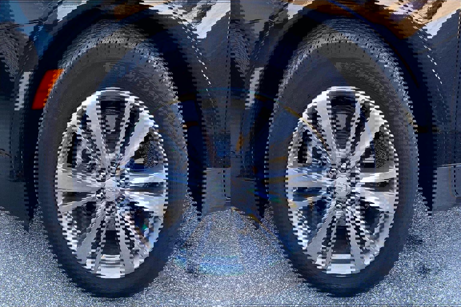 Used 2025 Cadillac XT5 Premium Luxury image 8