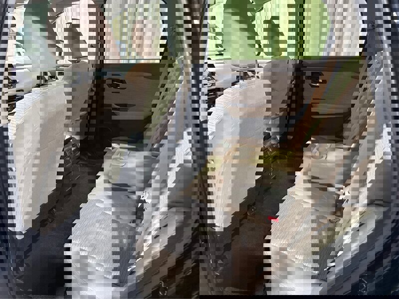 Used 2023 Nissan Rogue SV image 41