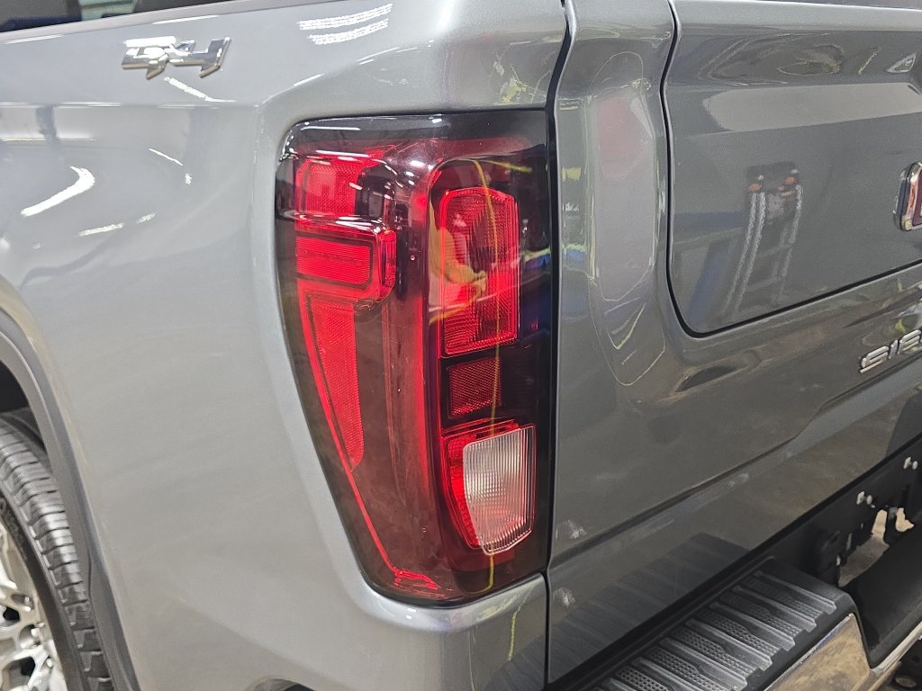 Used 2024 GMC Sierra 1500 SLE AWD/4WD image 34