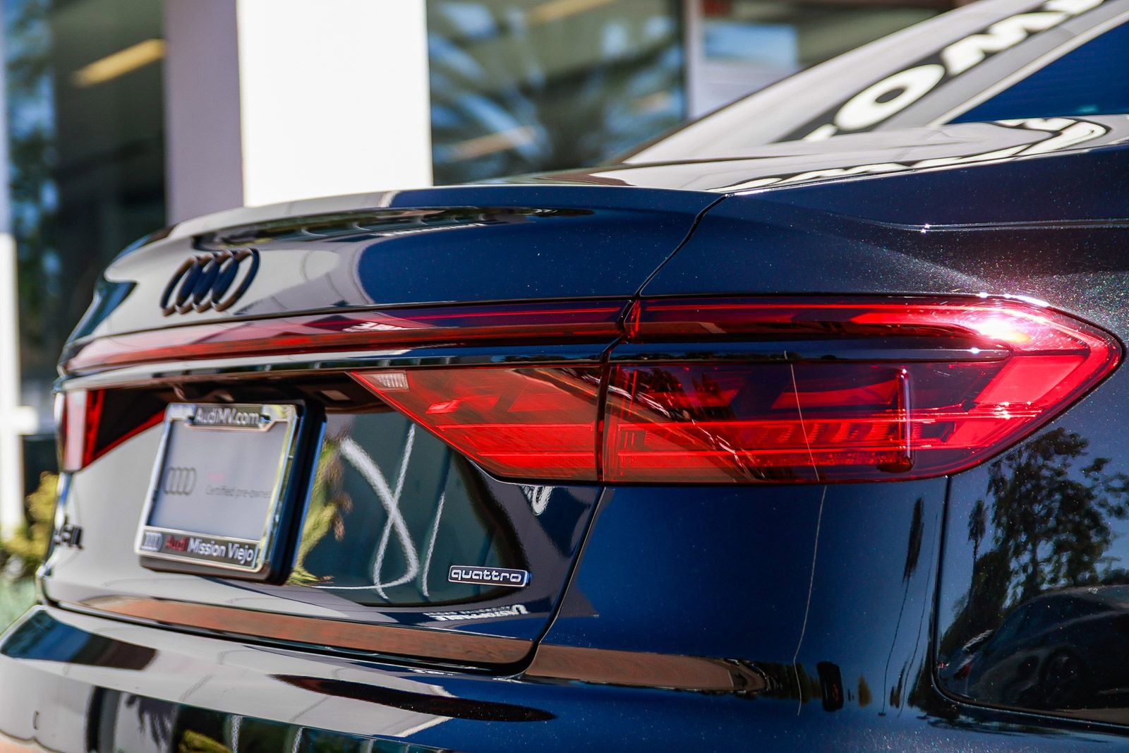 Used 2025 Audi A8 L 3.0T image 7