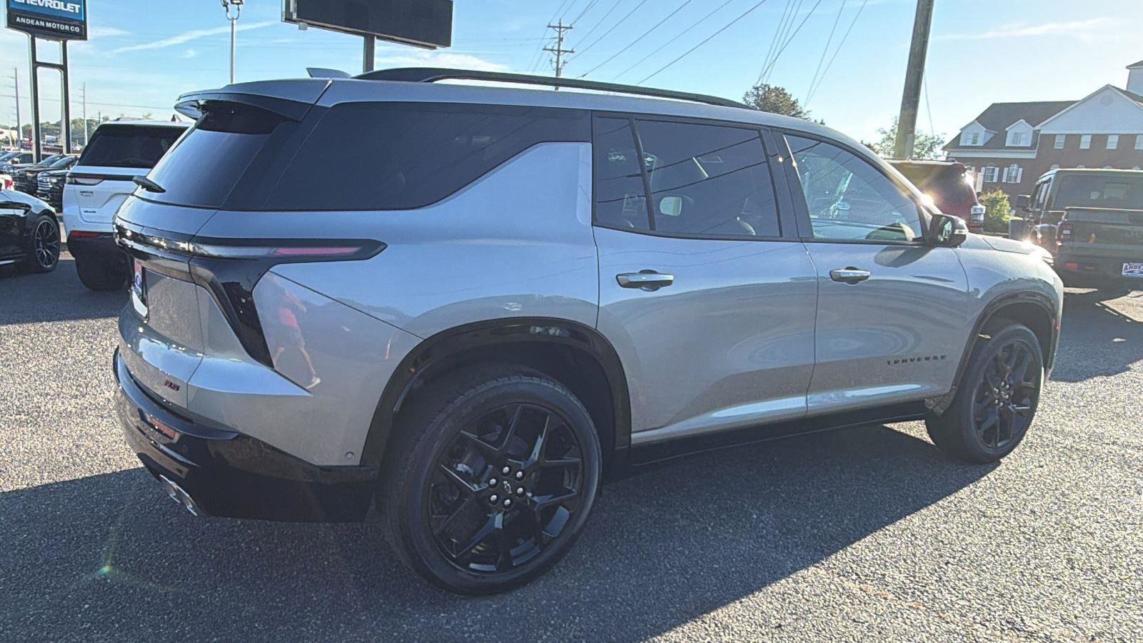 New 2026 Chevrolet Traverse RS image 5