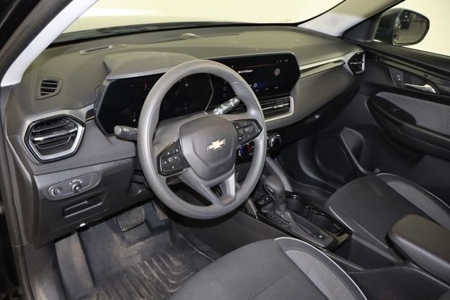 Used 2024 Chevrolet TrailBlazer LT FWD image 23