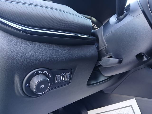 New 2026 Jeep Compass Latitude AWD/4WD image 29