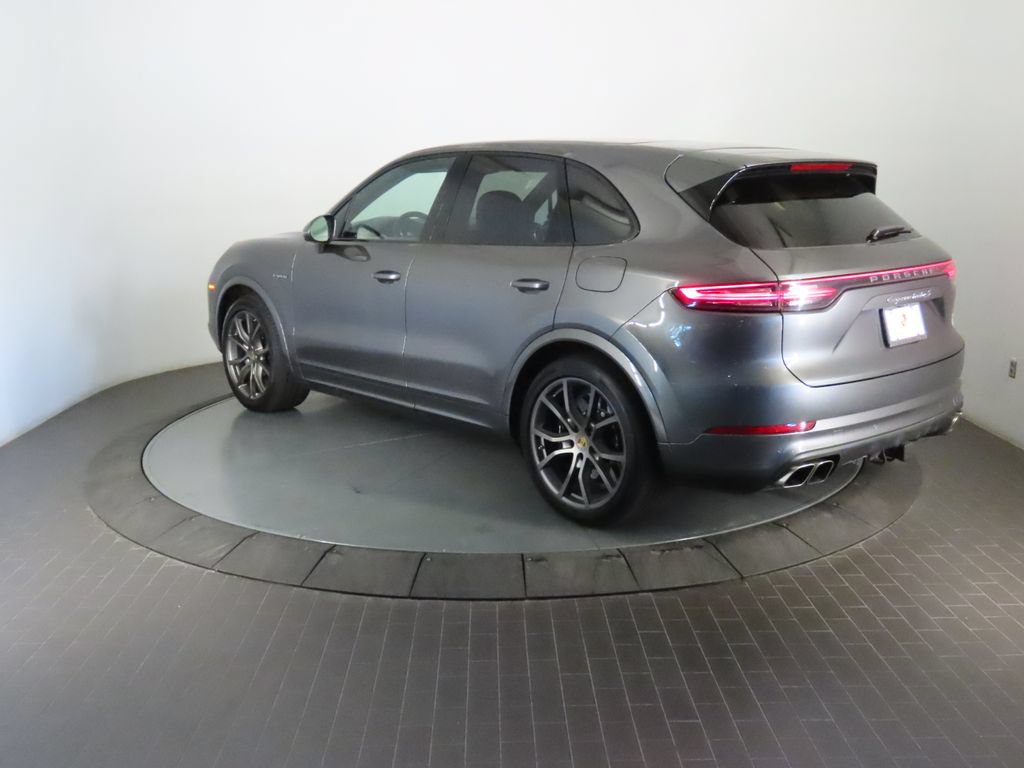 Certified 2023 Porsche Cayenne Turbo S AWD/4WD image 3