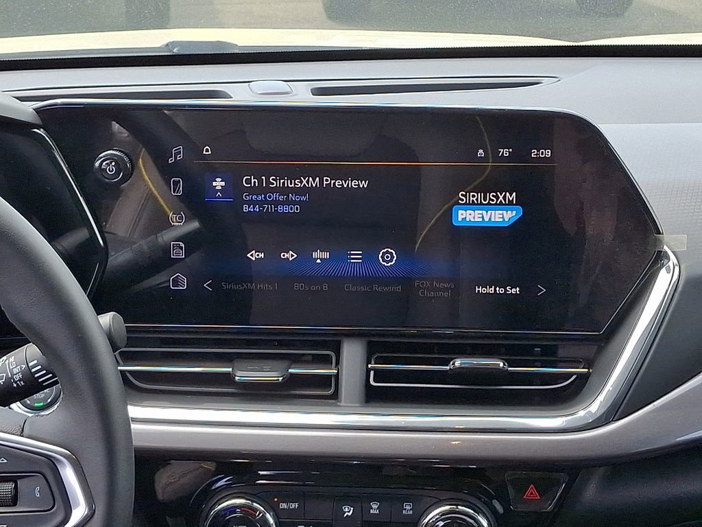 New 2026 Chevrolet Trax ACTIV w/ Driver Confidence Package FWD image 8