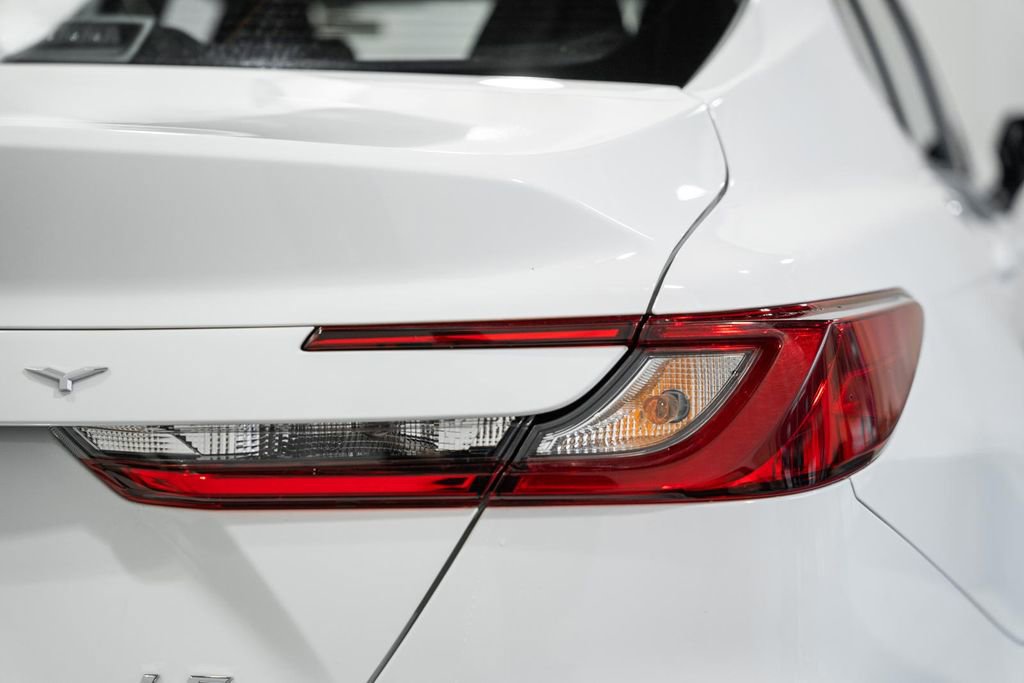 Used 2025 Toyota Camry LE image 6