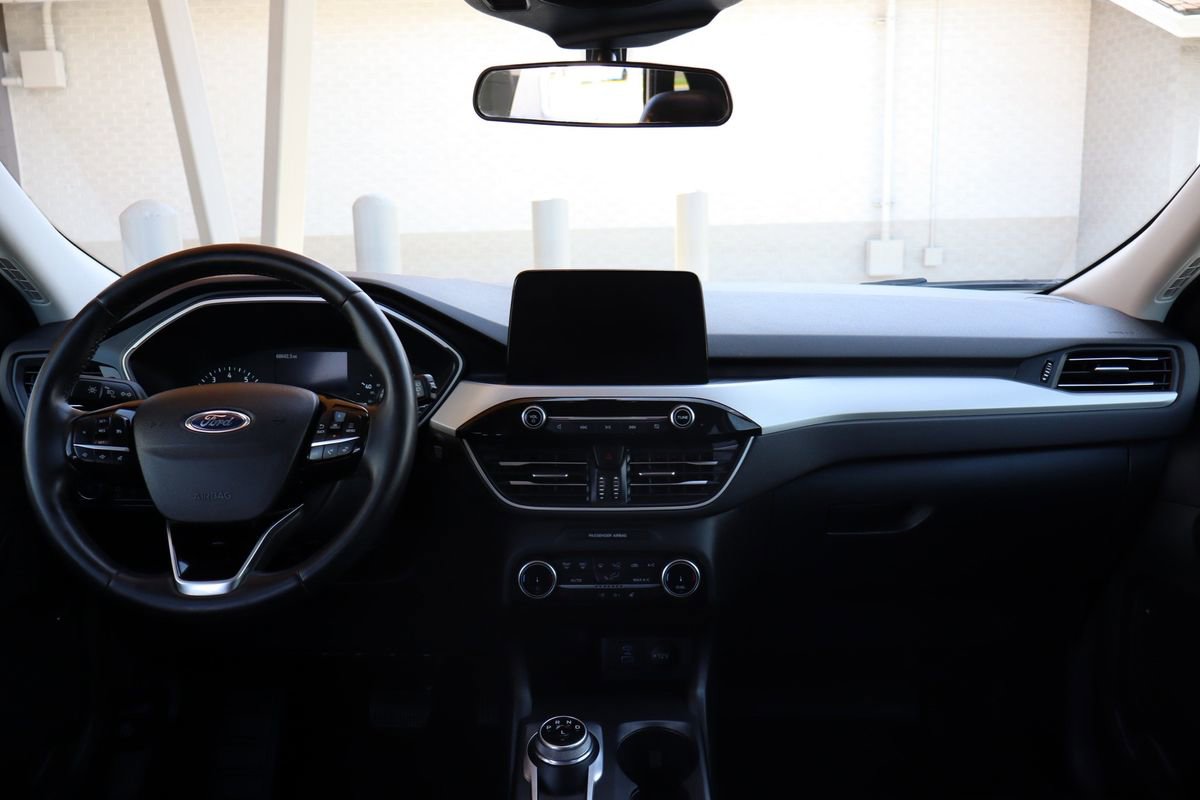Used 2022 Ford Escape SEL image 16