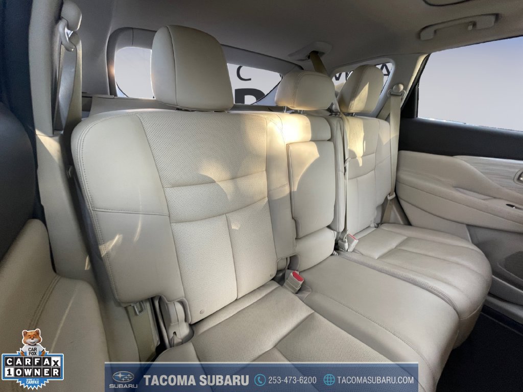 Used 2017 Nissan Murano Platinum w/ Platinum Technology Package AWD/4WD image 18