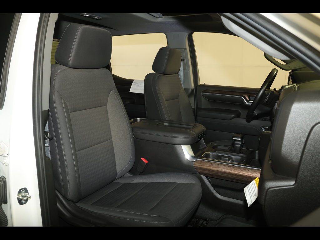 Used 2022 Chevrolet Silverado 1500 RST AWD/4WD image 33