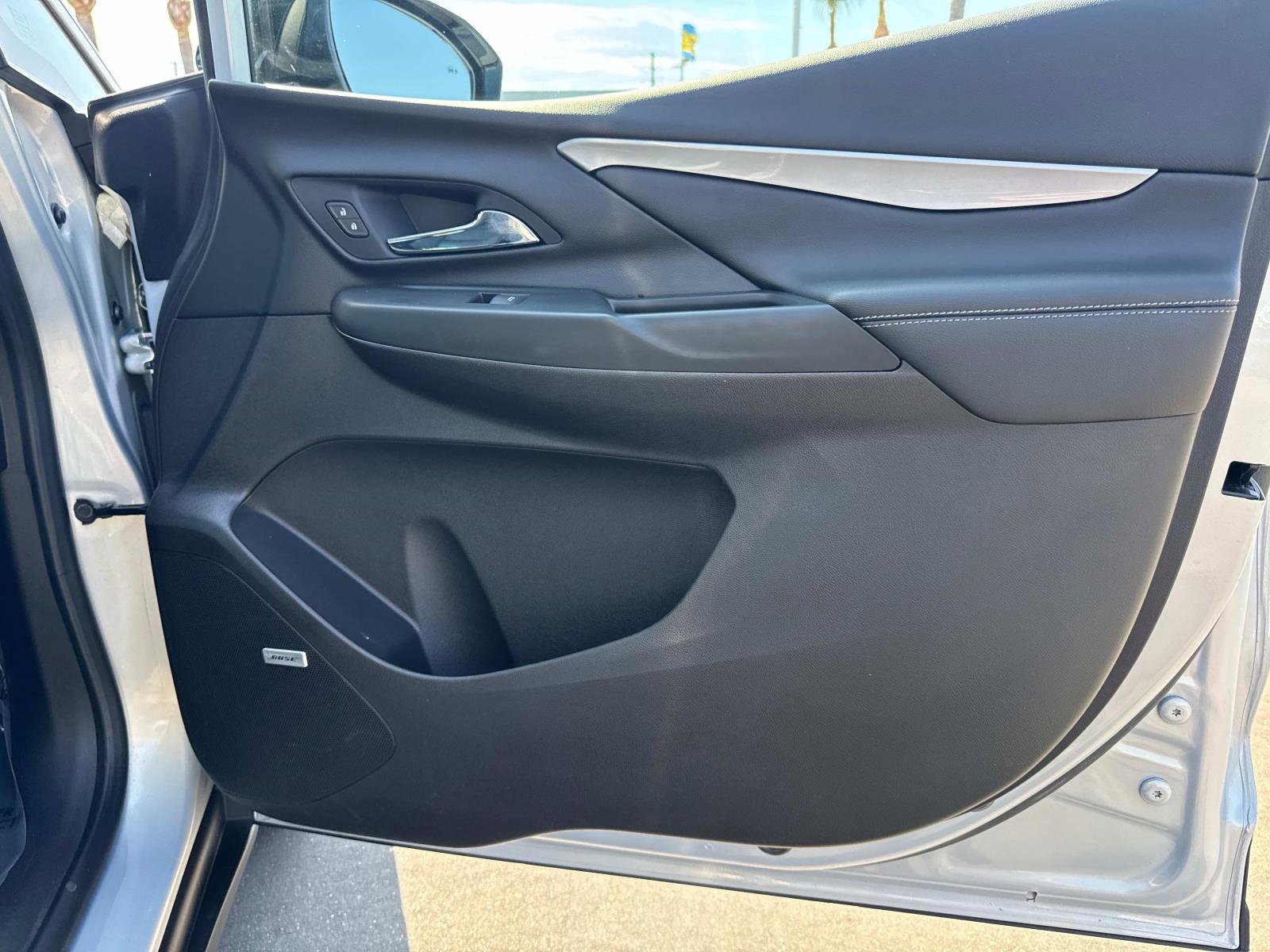 Used 2022 Chevrolet Bolt LT w/ Infotainment Package image 24