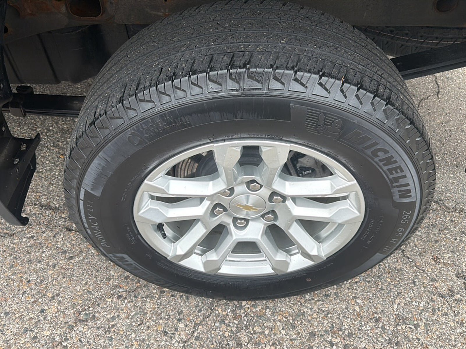Used 2023 Chevrolet Silverado 1500 LT AWD/4WD image 8