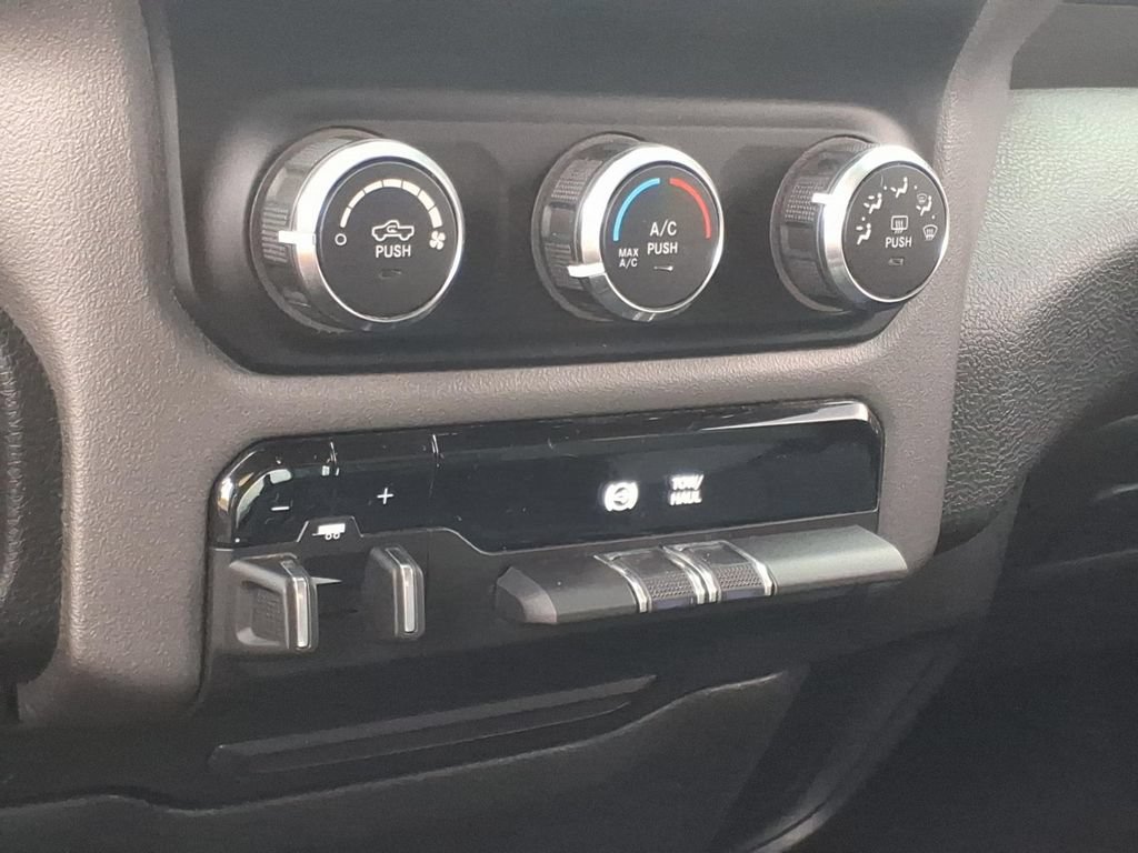 Used 2020 RAM 2500 Big Horn AWD/4WD image 11