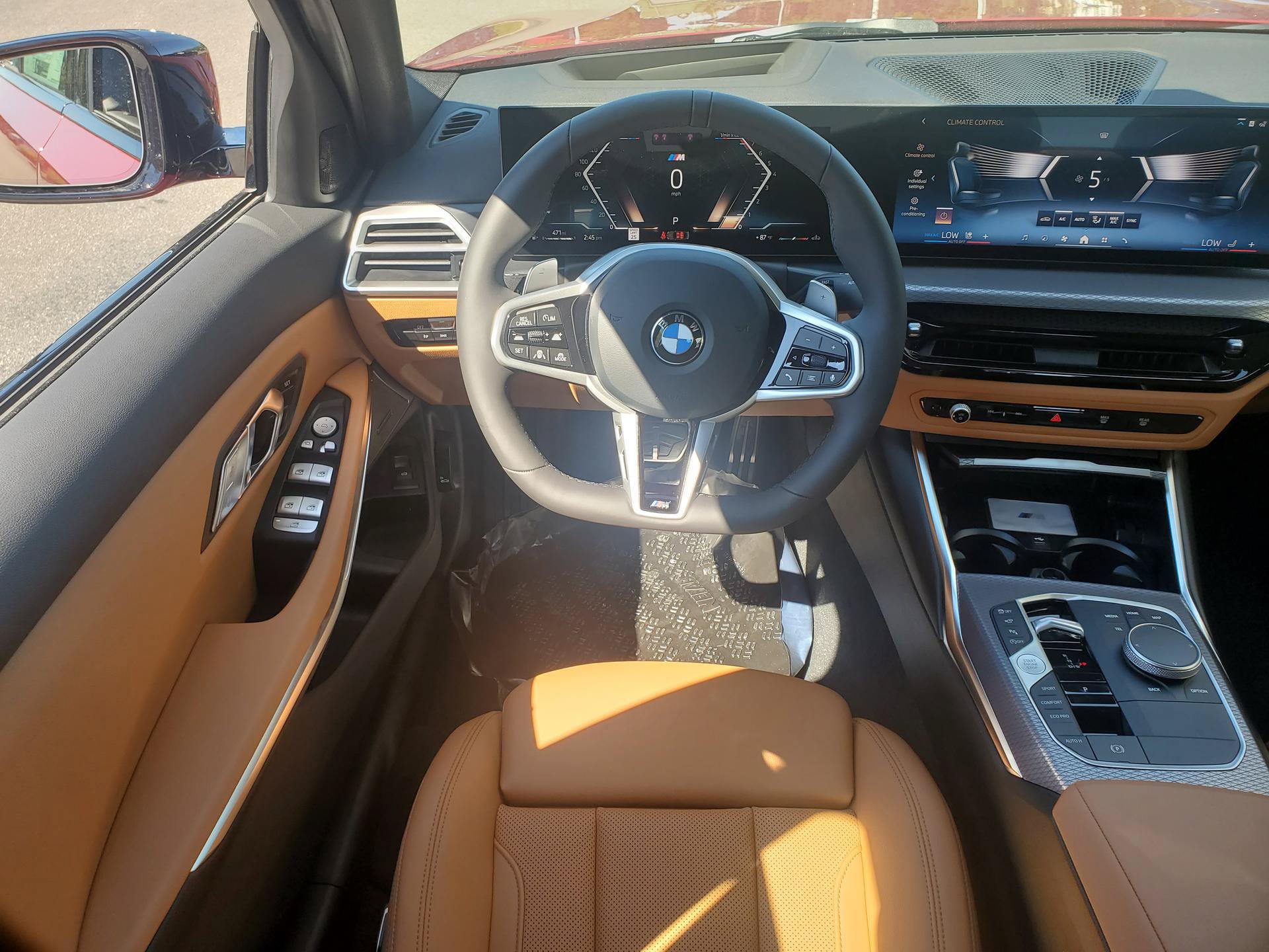 New 2026 BMW 330i xDrive Sedan w/ M Sport Package AWD/4WD image 18